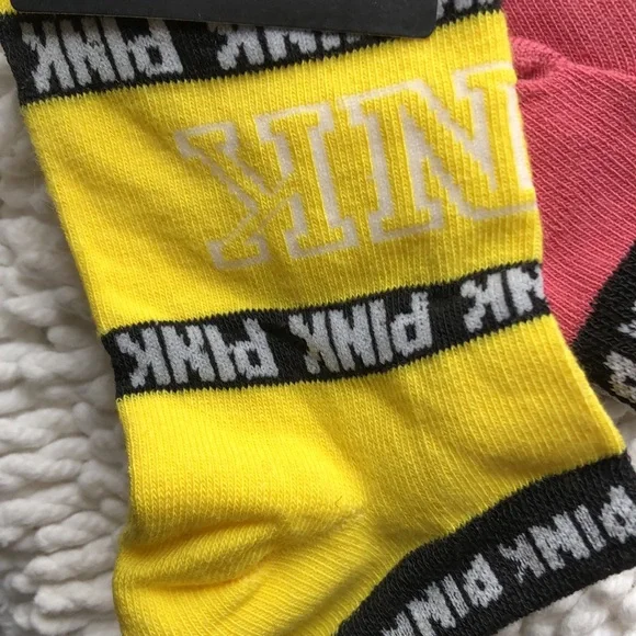 🚨B2G1 New PINK VICTORIAS SECRET 7Multi Colored Ankle Socks